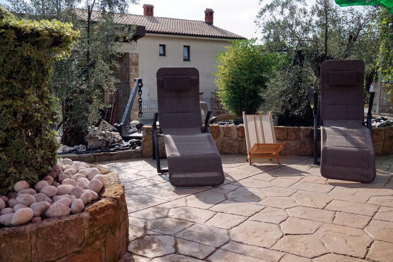 Tourist Farm With Apartments Fig Tree Dekani Εξωτερικό φωτογραφία