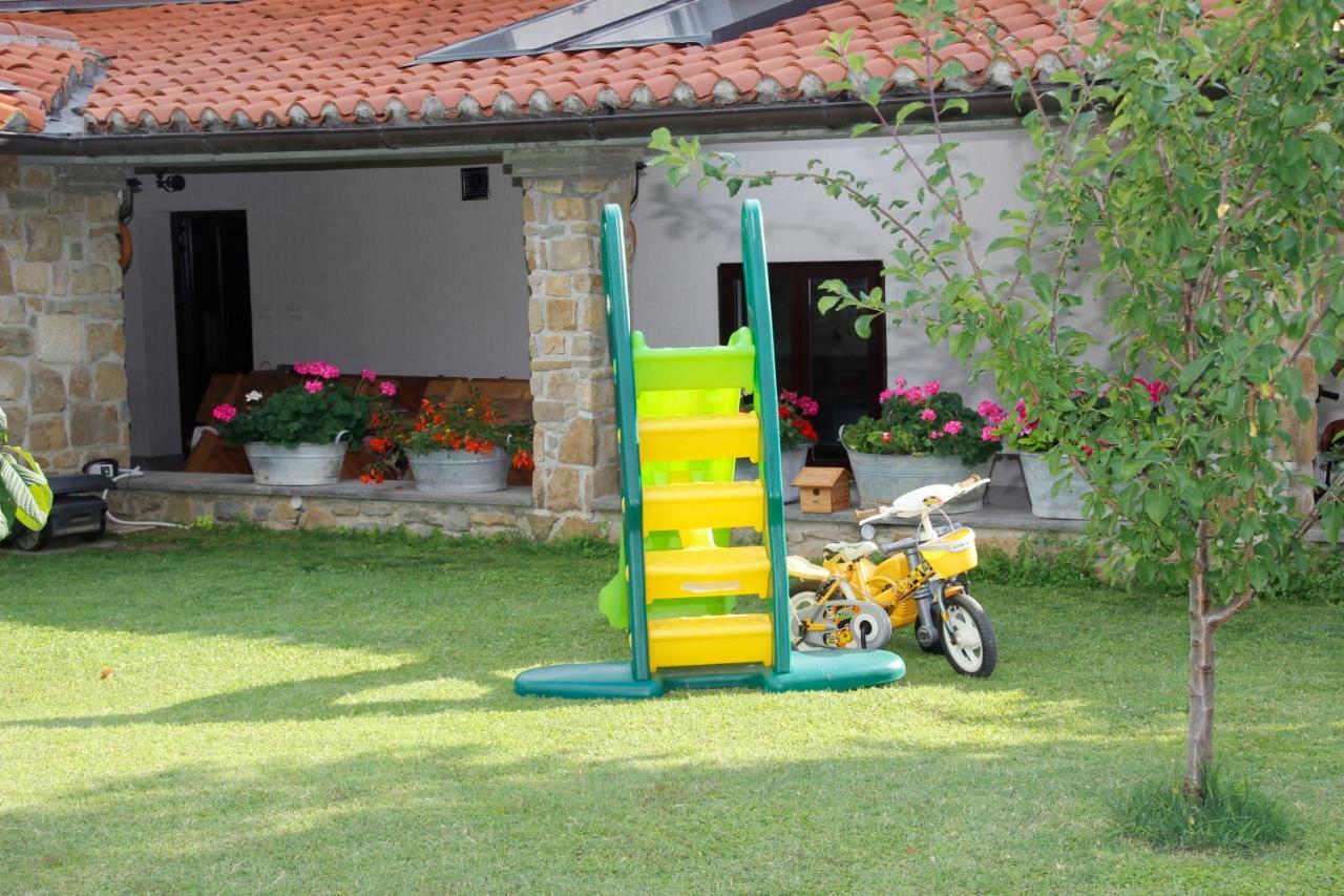 Tourist Farm With Apartments Fig Tree Dekani Εξωτερικό φωτογραφία